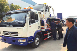三明汽车道路救援拖车价格